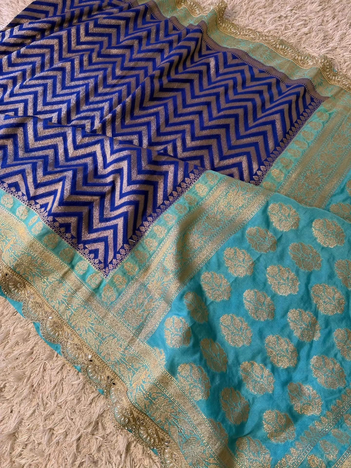 Banaras georgette silk saree with allover weaving and scalloped borders