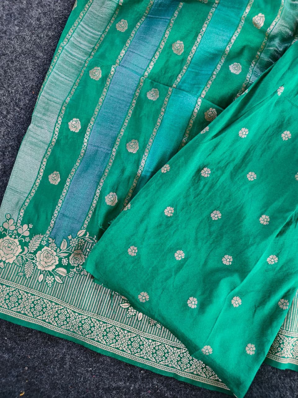 Exclusive banaras rangkat soft silk sarees with rich weaving allover
