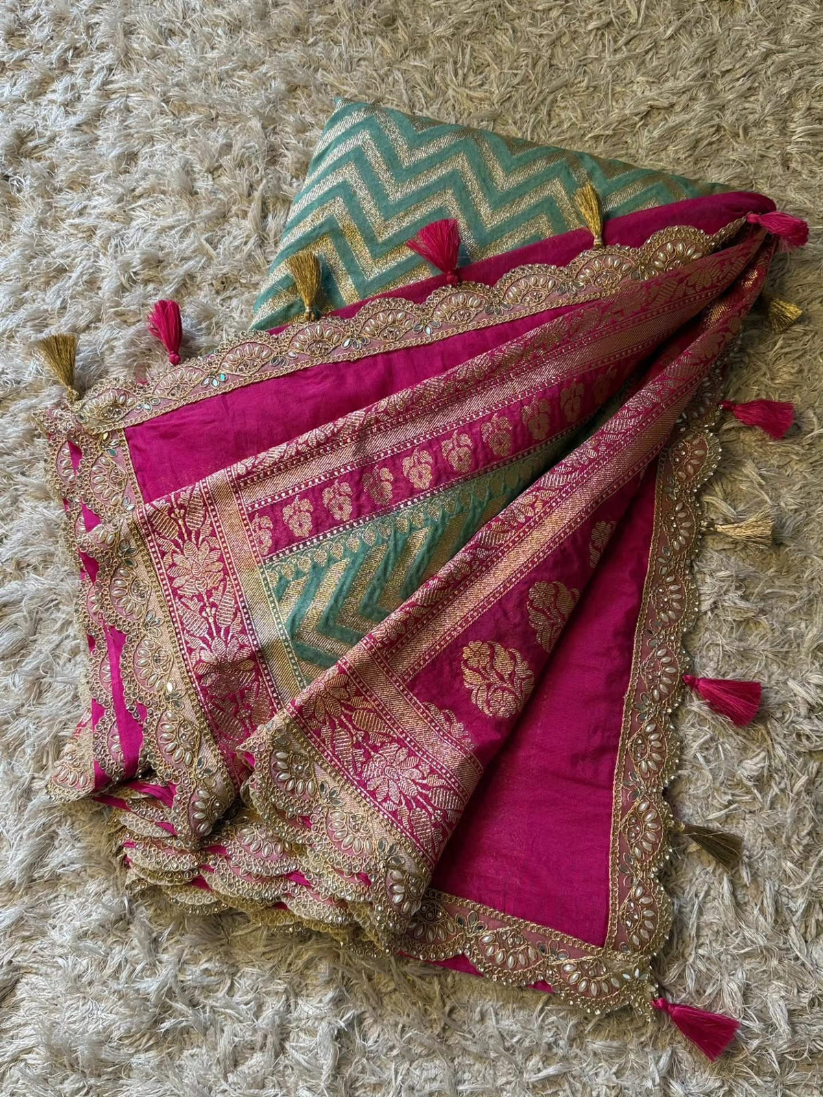 Banaras georgette silk saree with allover weaving and scalloped borders