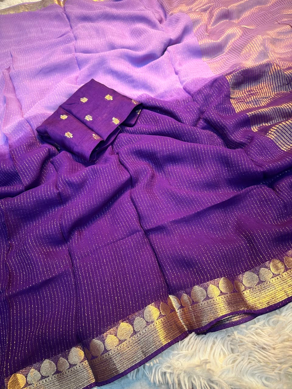 Shaded georgette sarees with rich pallu and blouse