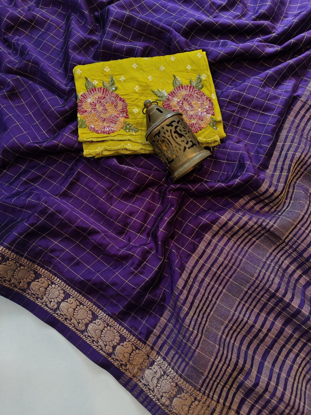 Vintage banaras checkered sarees with rich video borders pallu and blouse