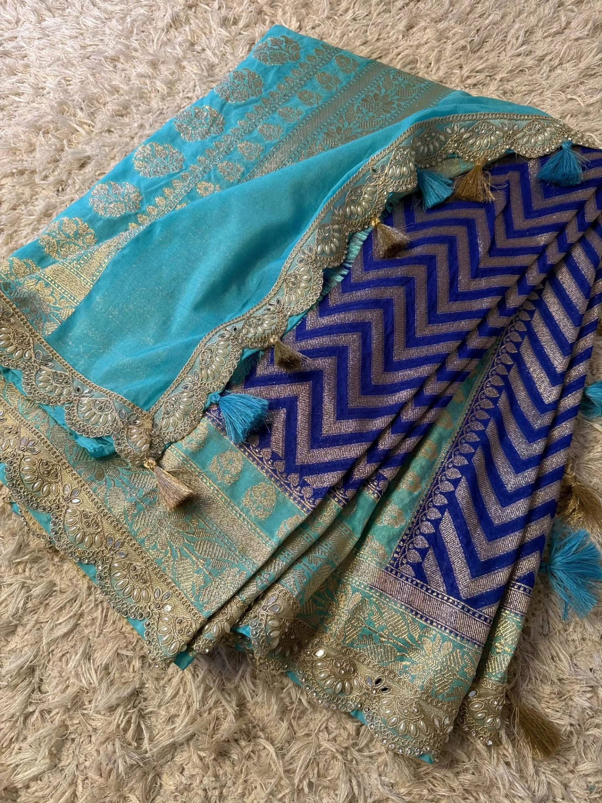 Banaras georgette silk saree with allover weaving and scalloped borders