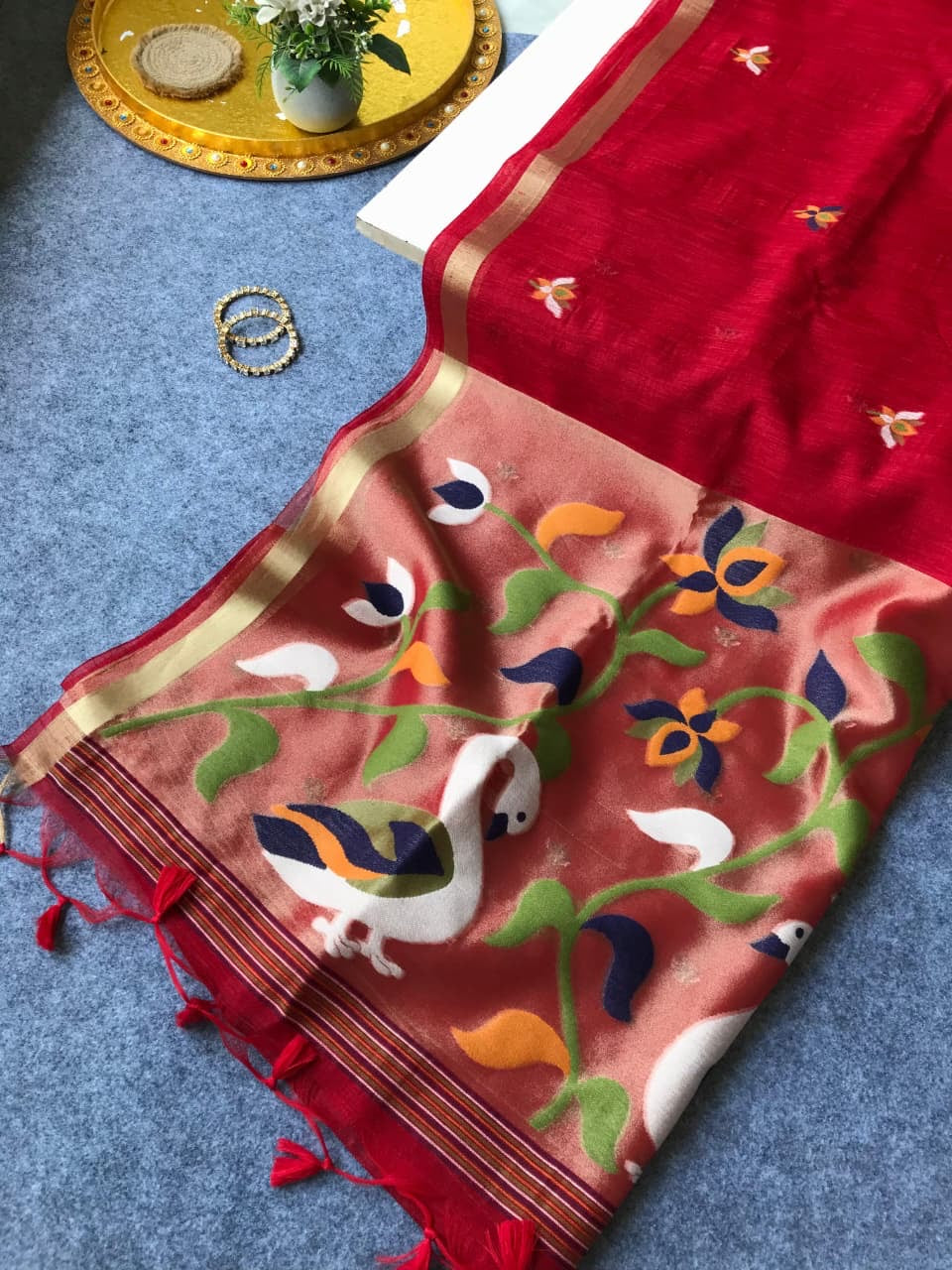Fancy linen jamdani silk sarees with paithani pallu