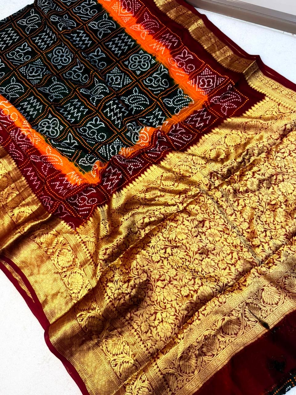 Banaras bandini soft silk saree with rich weaving borders and blouse