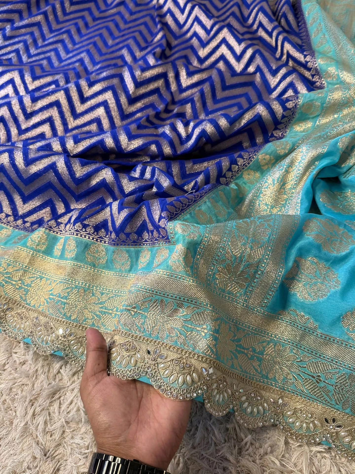 Banaras georgette silk saree with allover weaving and scalloped borders