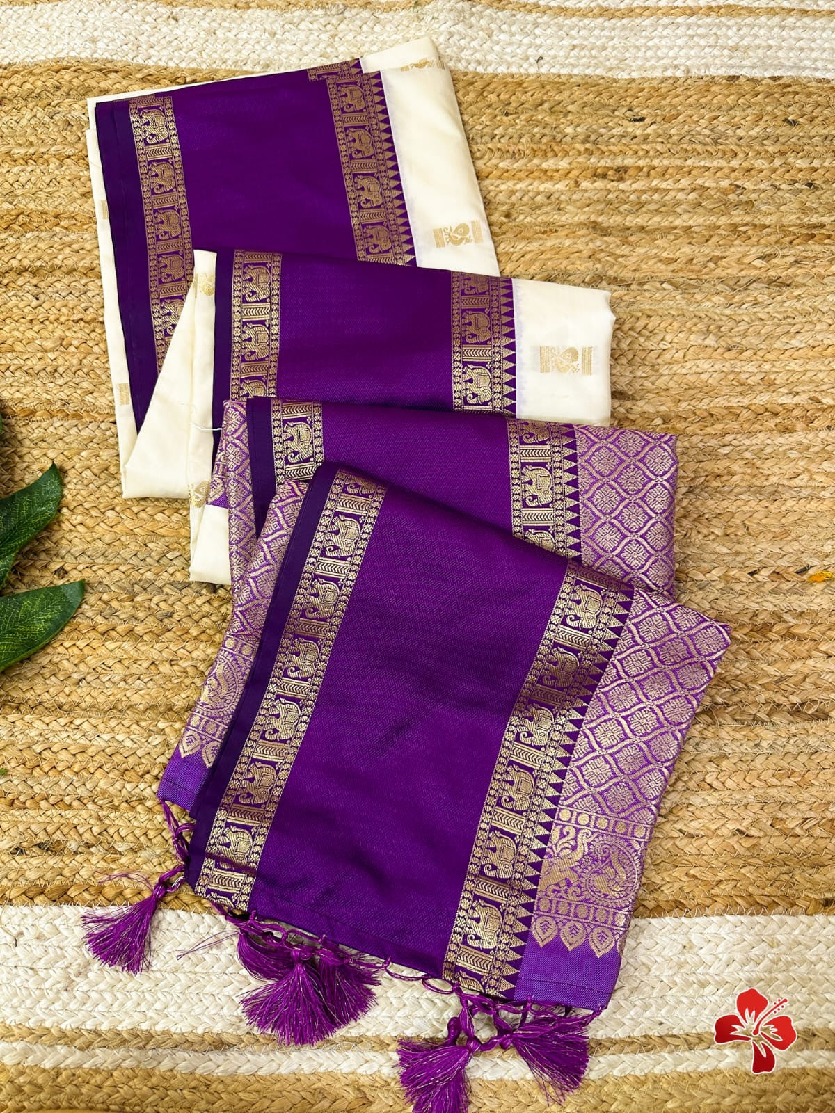 Banaras vintage soft silk saree with rich gap borders weaving allover and blouse