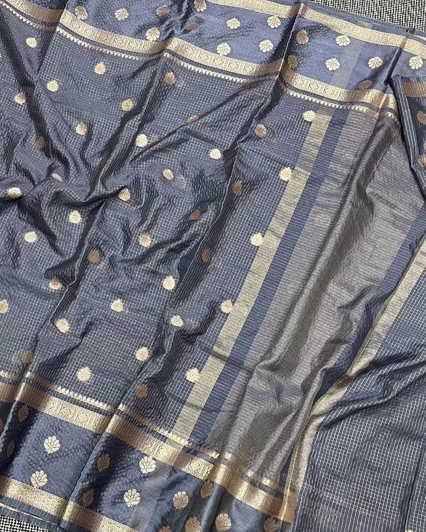 Banaras vintage soft silk sarees with allover weaving and unstitched blouse