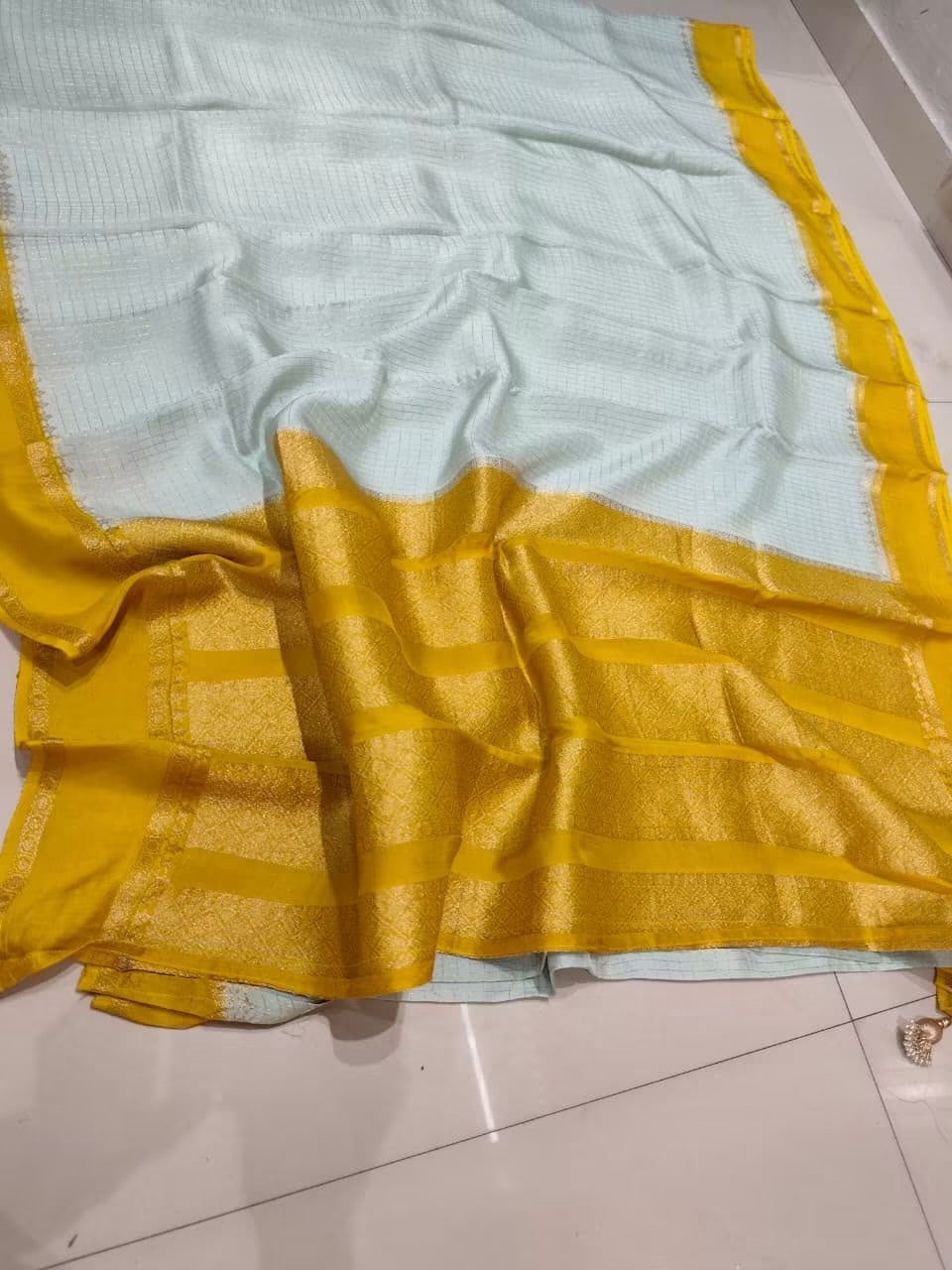 Exclusive banaras crepe silk sarees with checkered weaving gap borders and rich unstitched banaras blouse