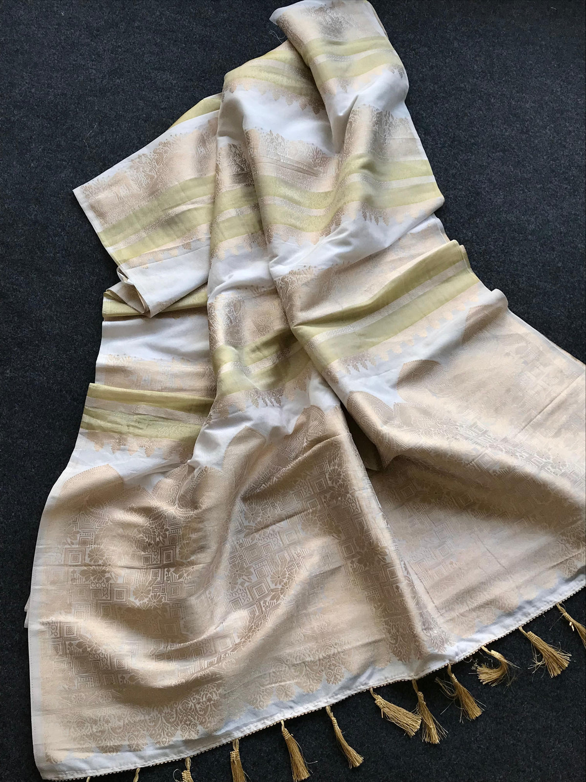 Banaras crepe silk sarees with rich weaving allover and blouse