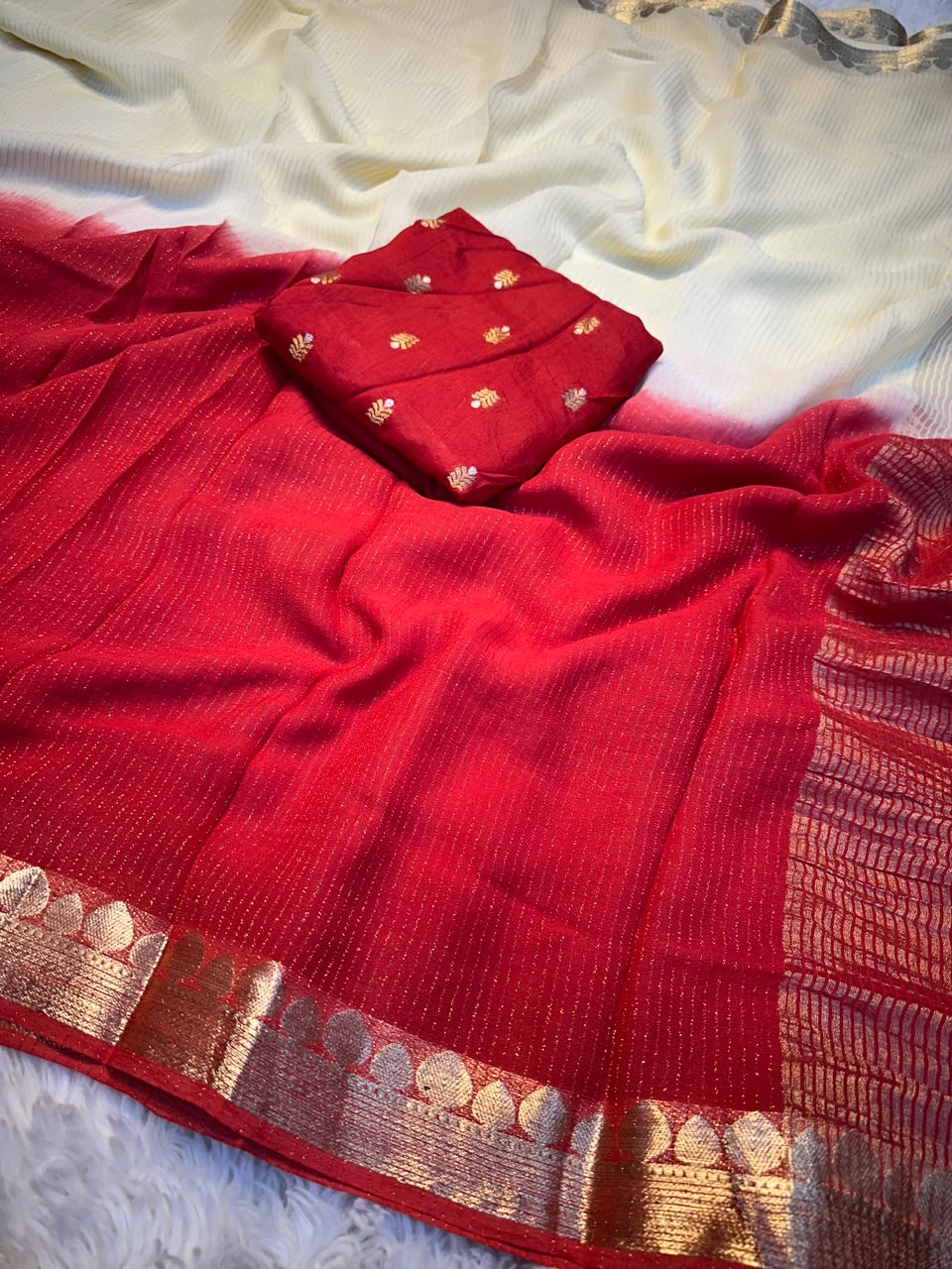 Shaded georgette sarees with rich pallu and blouse