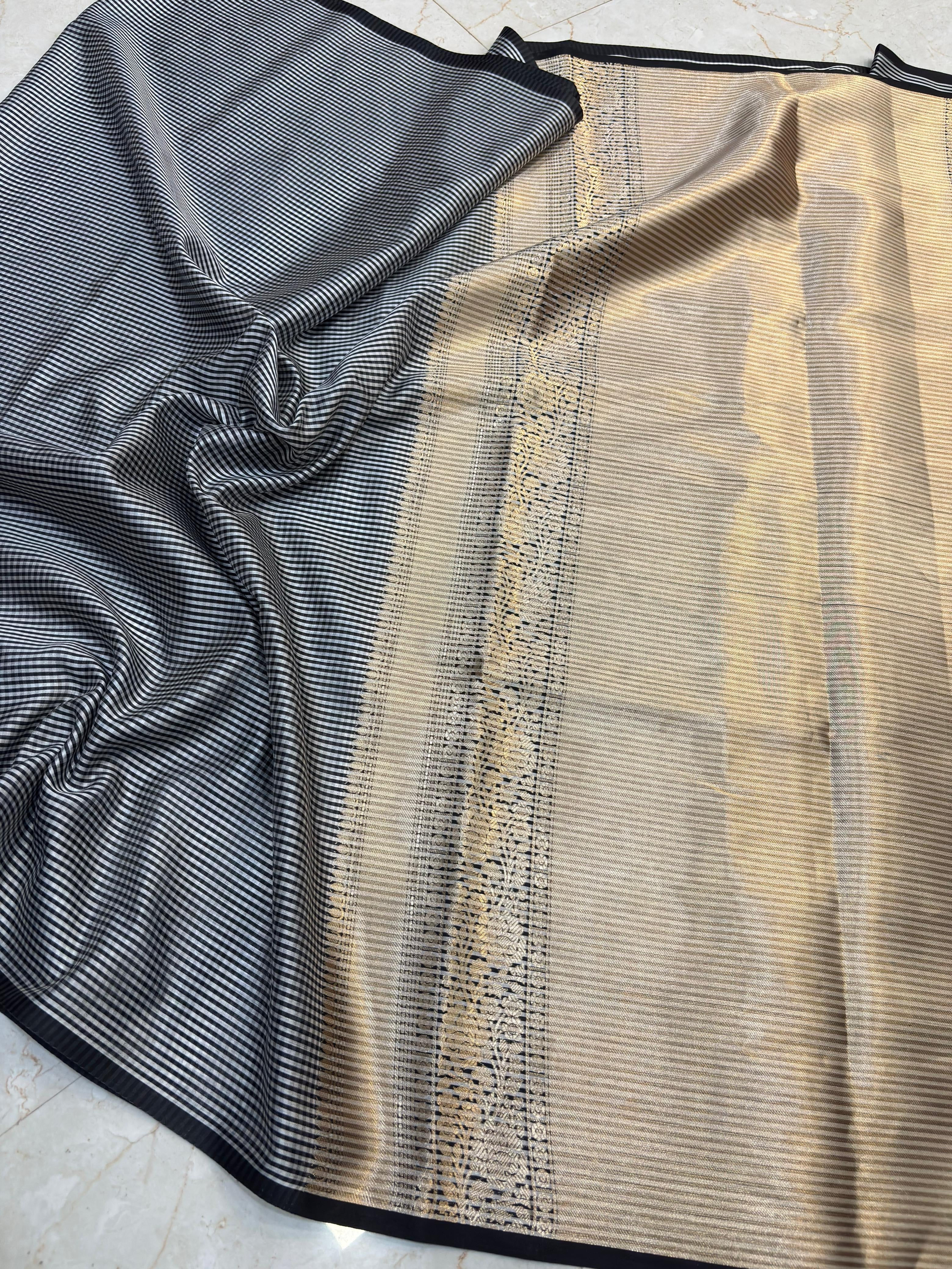 Banaras vintage soft silk saree with checks and rich pallu running unstitched blouse