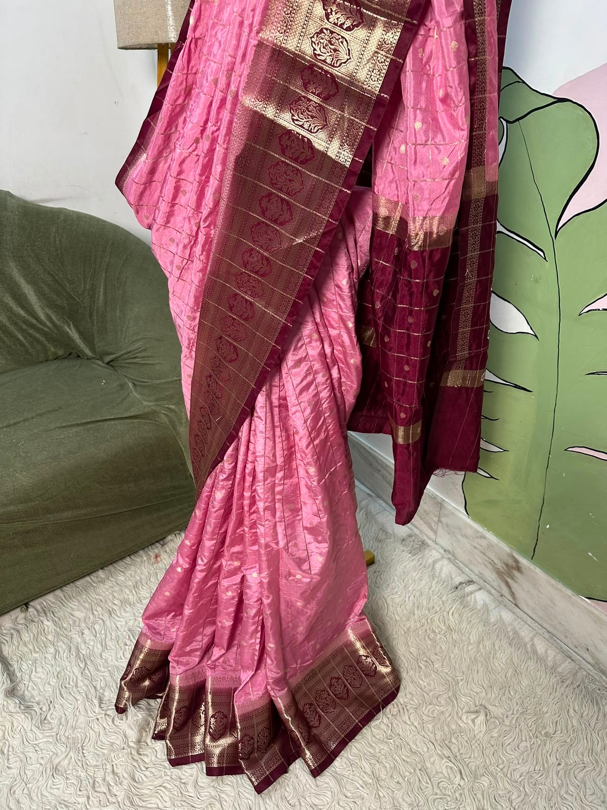 Vintage banaras soft silk sarees with checkered weaving unstitched blouse