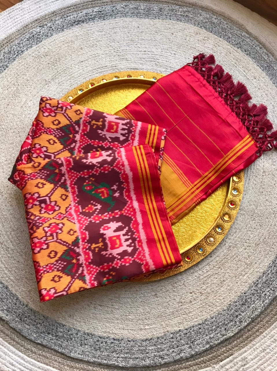 Fancy patan patola silk sarees unstitched blouse