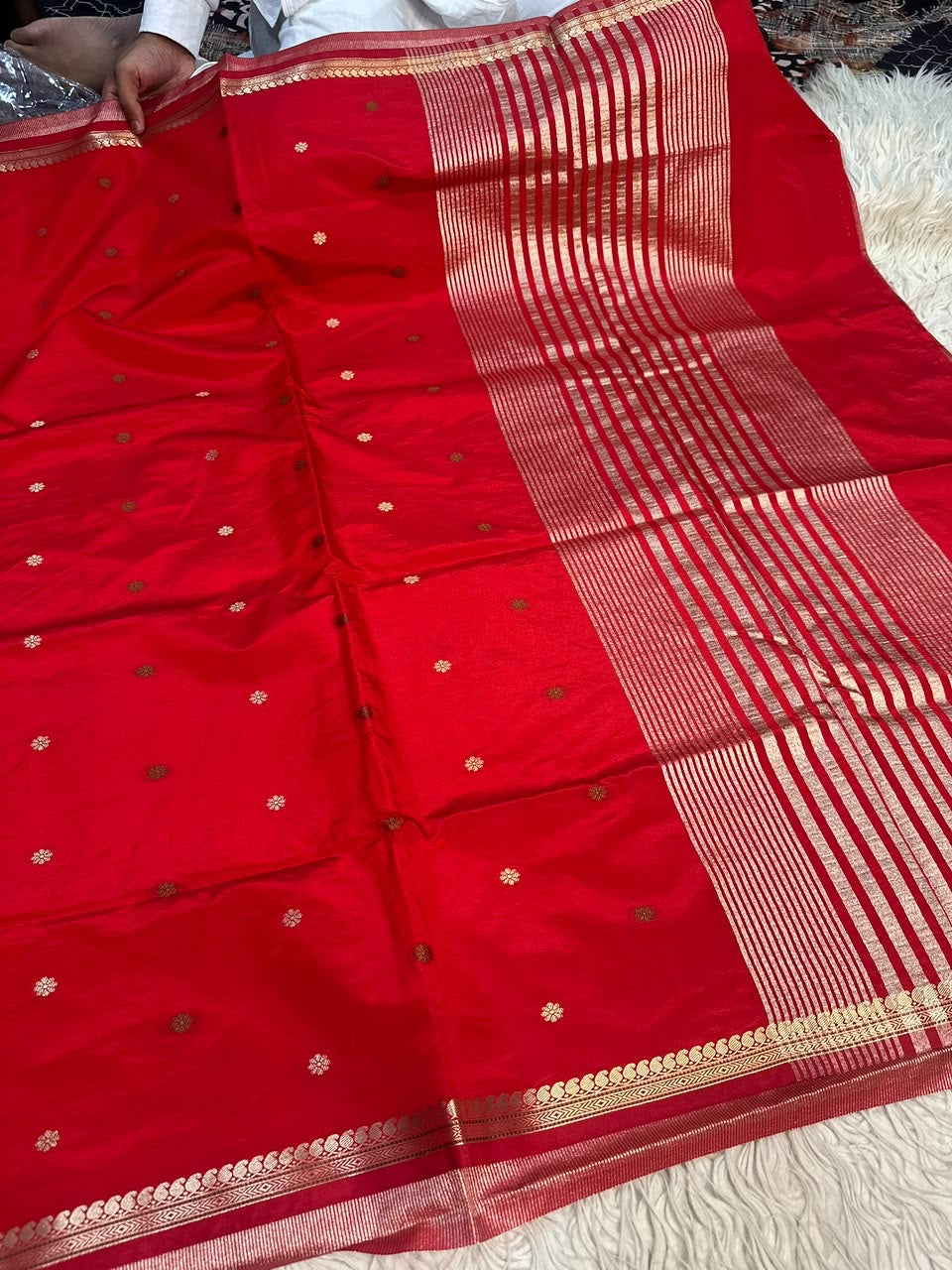 Vintage banaras soft silk sarees with allover weaving and rich unstitched blouse