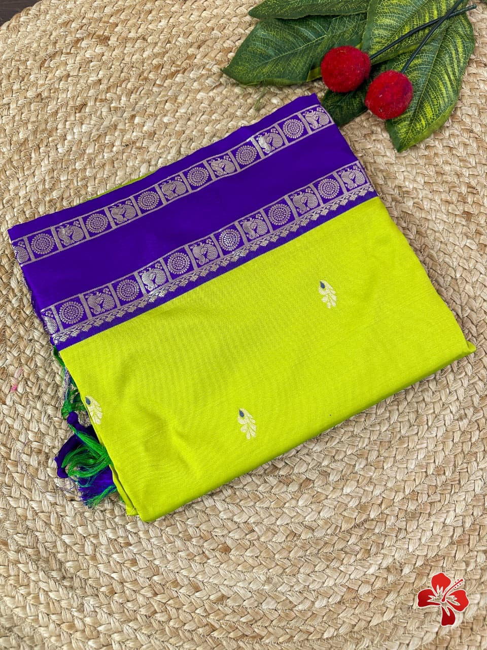 Vintage fancy banaras soft silk sarees with gap borders rich pallu and blouse unstitched
