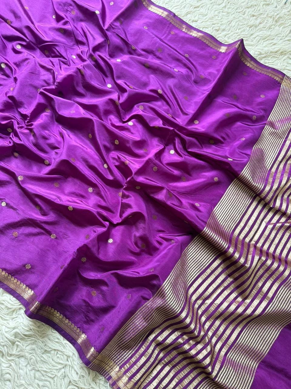 Vintage banaras soft silk sarees with allover weaving and rich unstitched blouse