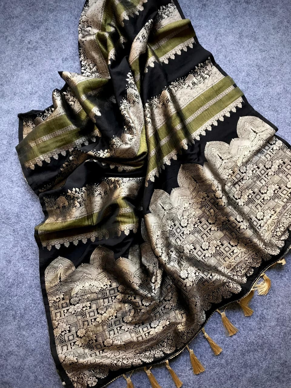 Banaras crepe silk sarees with rich weaving allover and blouse