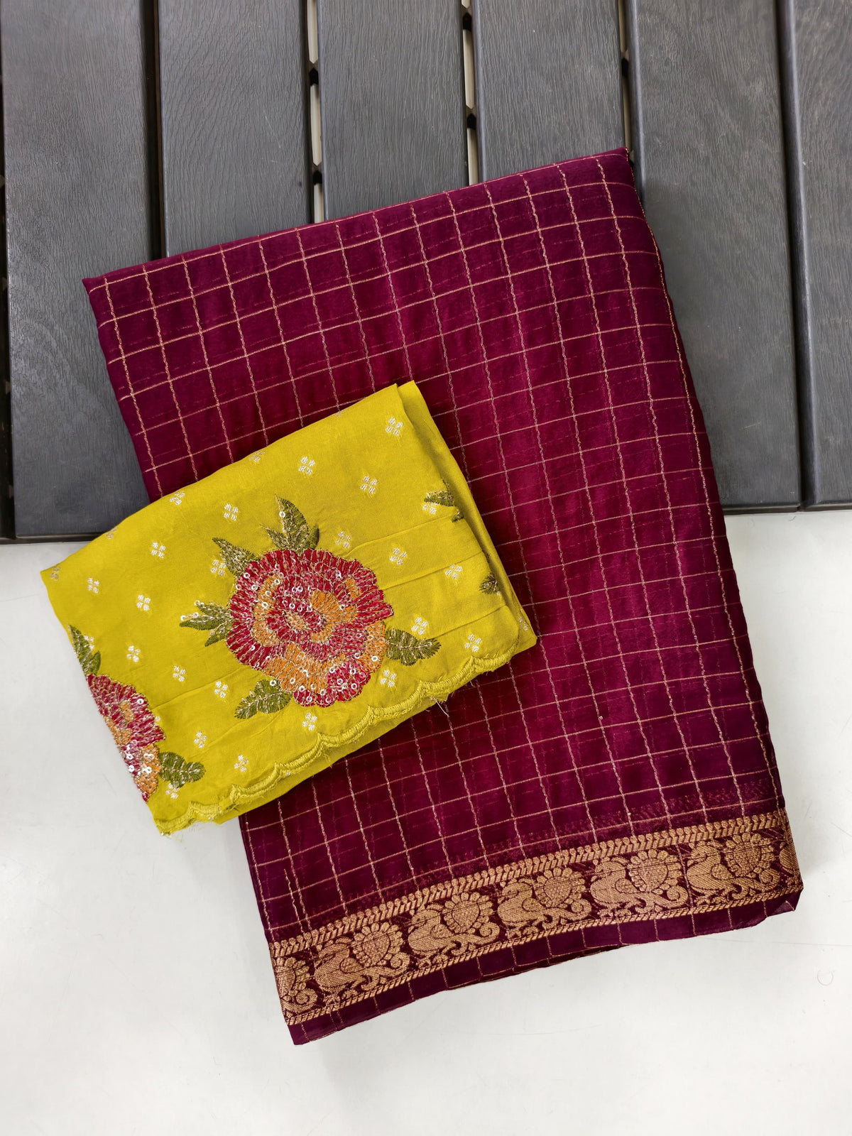Vintage banaras checkered sarees with rich video borders pallu and blouse