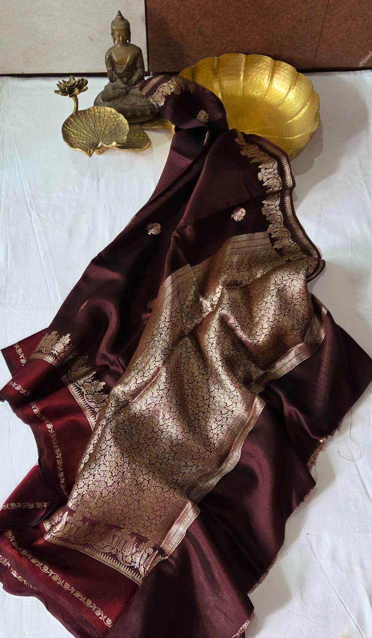 Exclusive banaras vintage soft silk sarees with rich weaving allover