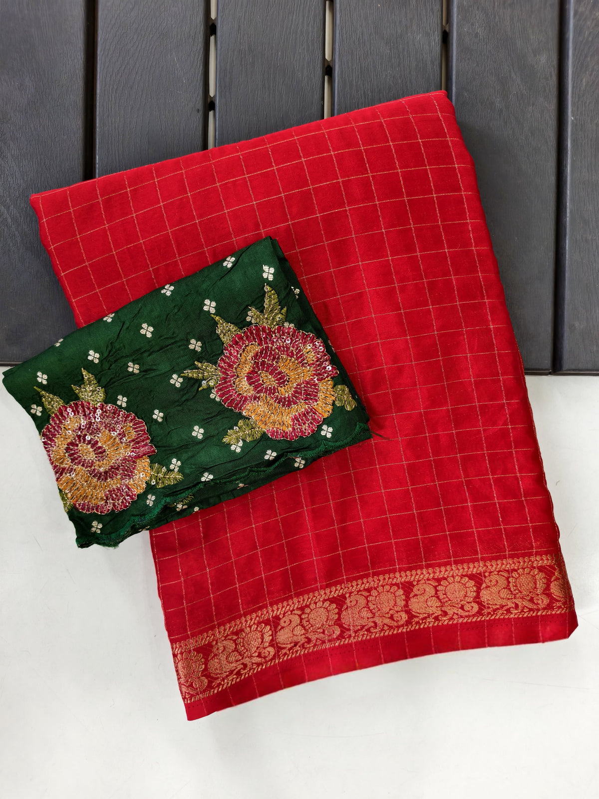 Vintage banaras checkered sarees with rich video borders pallu and blouse