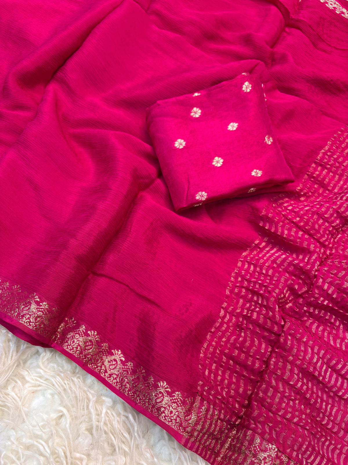Vintage georgette sarees with rich weaving borders pallu and blouse