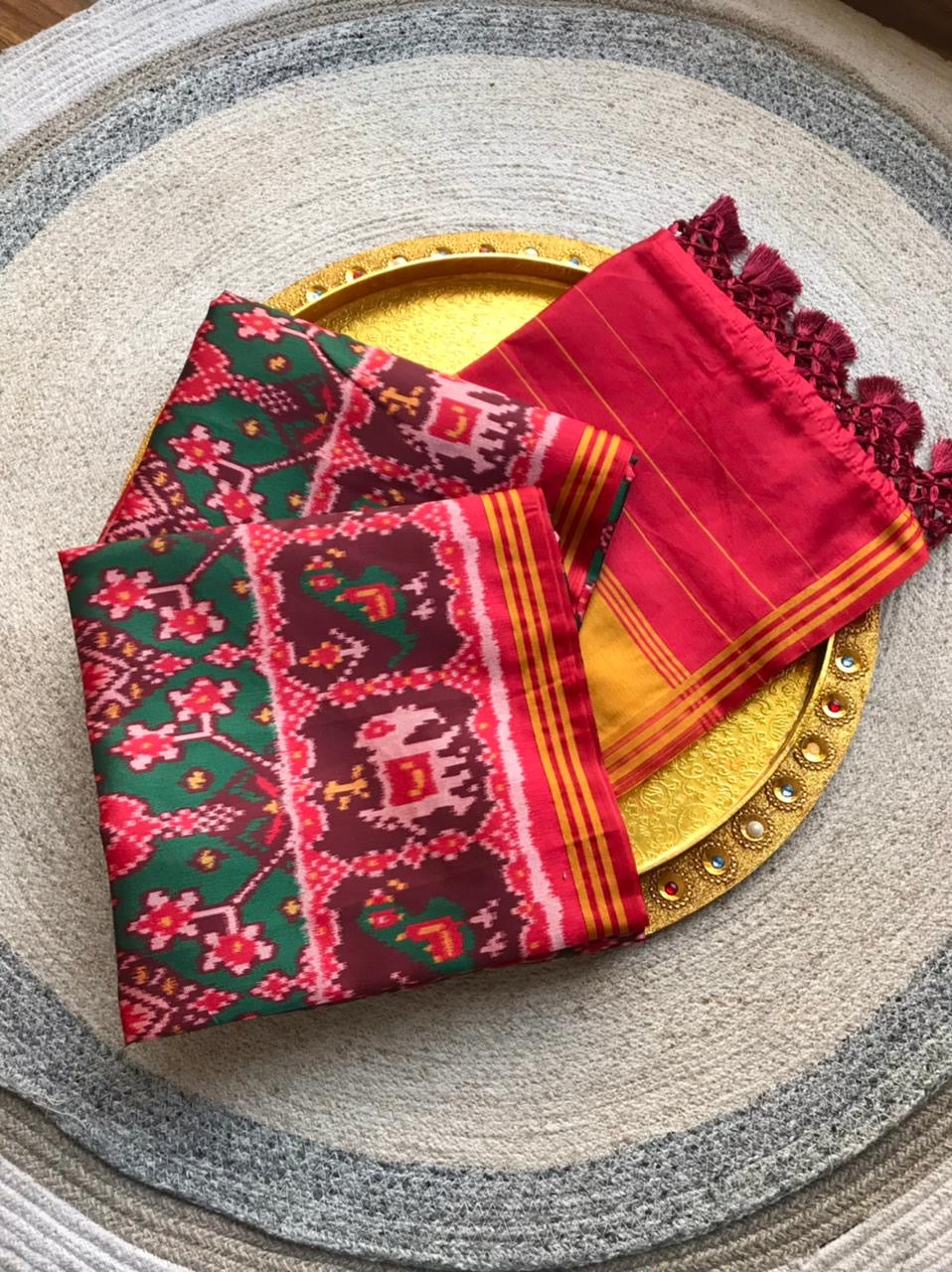 Fancy patan patola silk sarees unstitched blouse