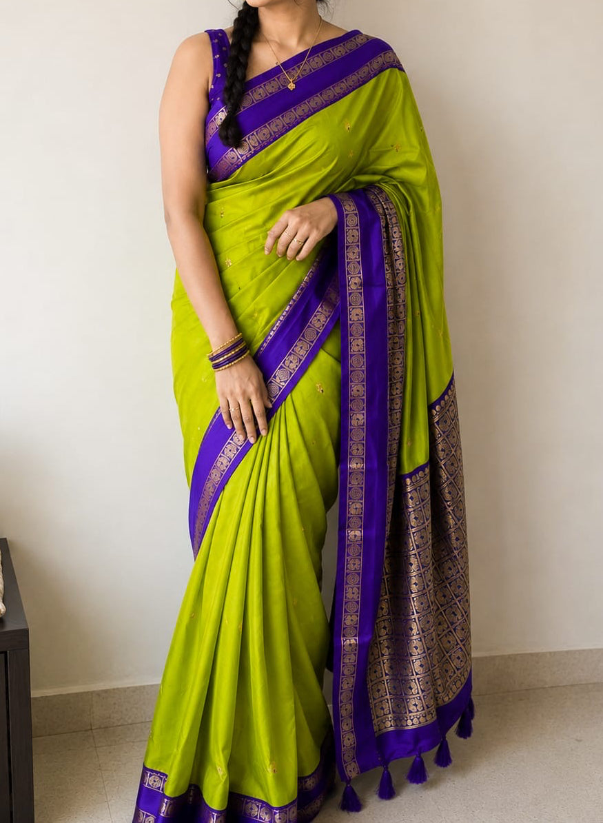 Vintage fancy banaras soft silk sarees with gap borders rich pallu and blouse unstitched