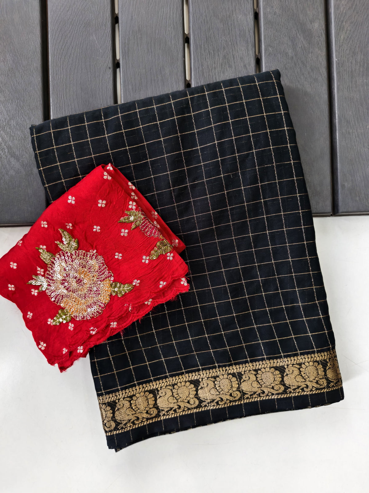 Vintage banaras checkered sarees with rich video borders pallu and blouse