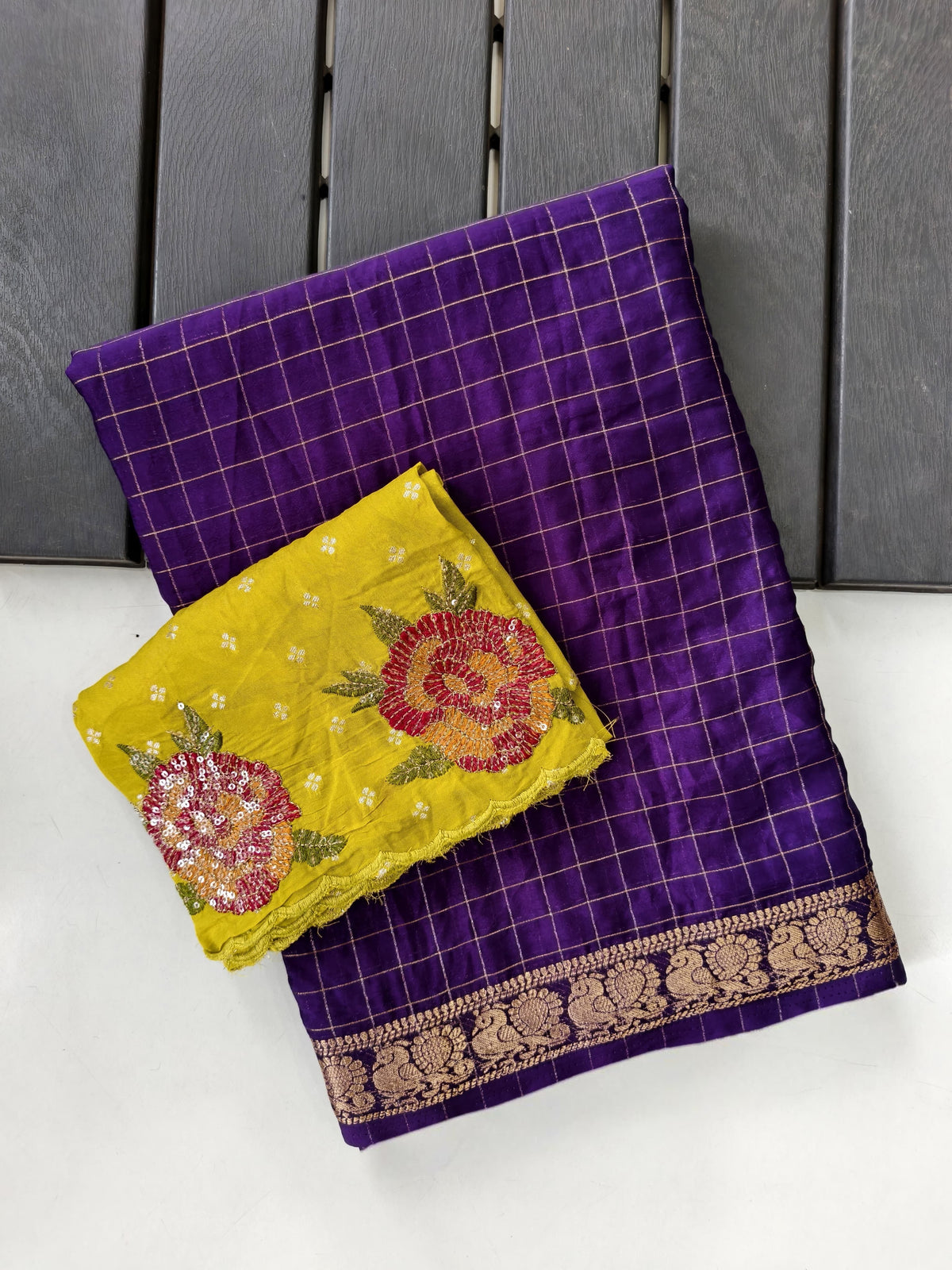 Vintage banaras checkered sarees with rich video borders pallu and blouse