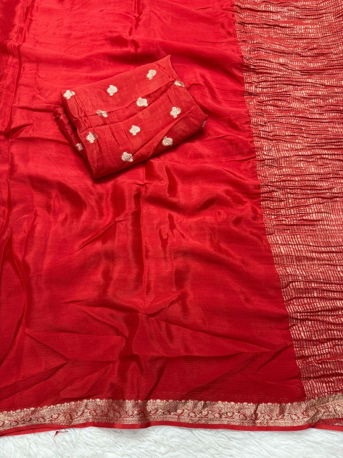 Chinnon sarees with rich weaving borders pallu and blouse