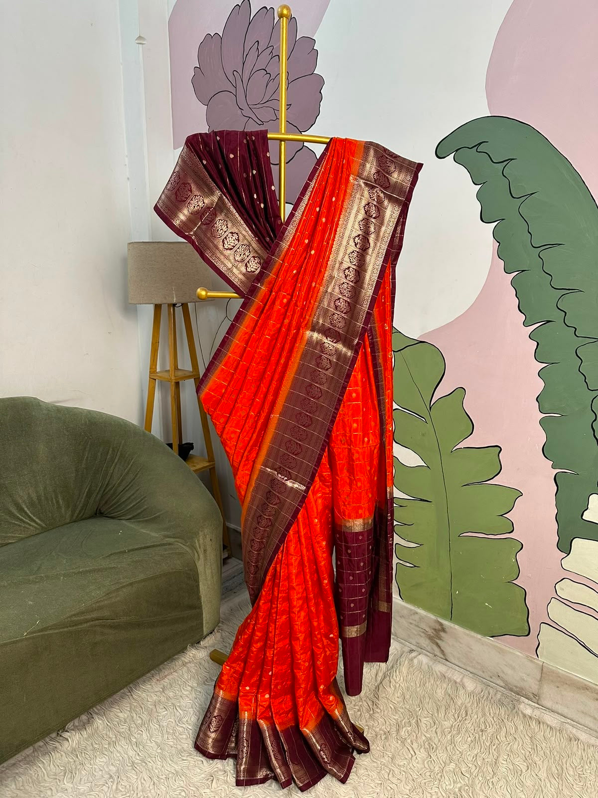 Vintage banaras soft silk sarees with checkered weaving unstitched blouse