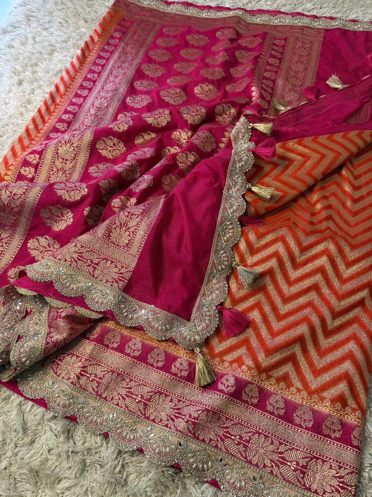 Banaras georgette silk saree with allover weaving and scalloped borders