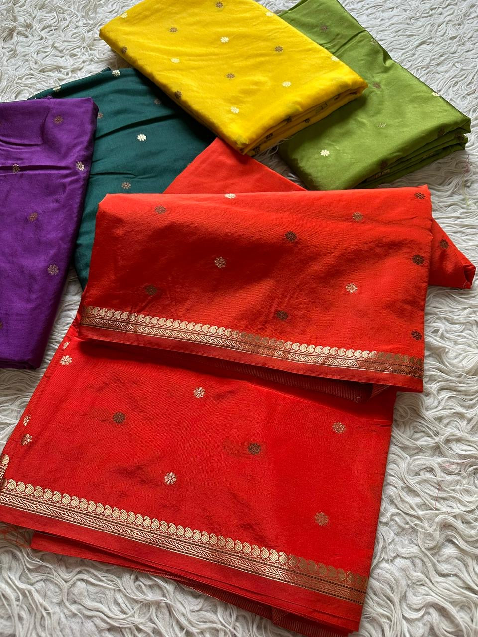 Vintage banaras soft silk sarees with allover weaving and rich unstitched blouse