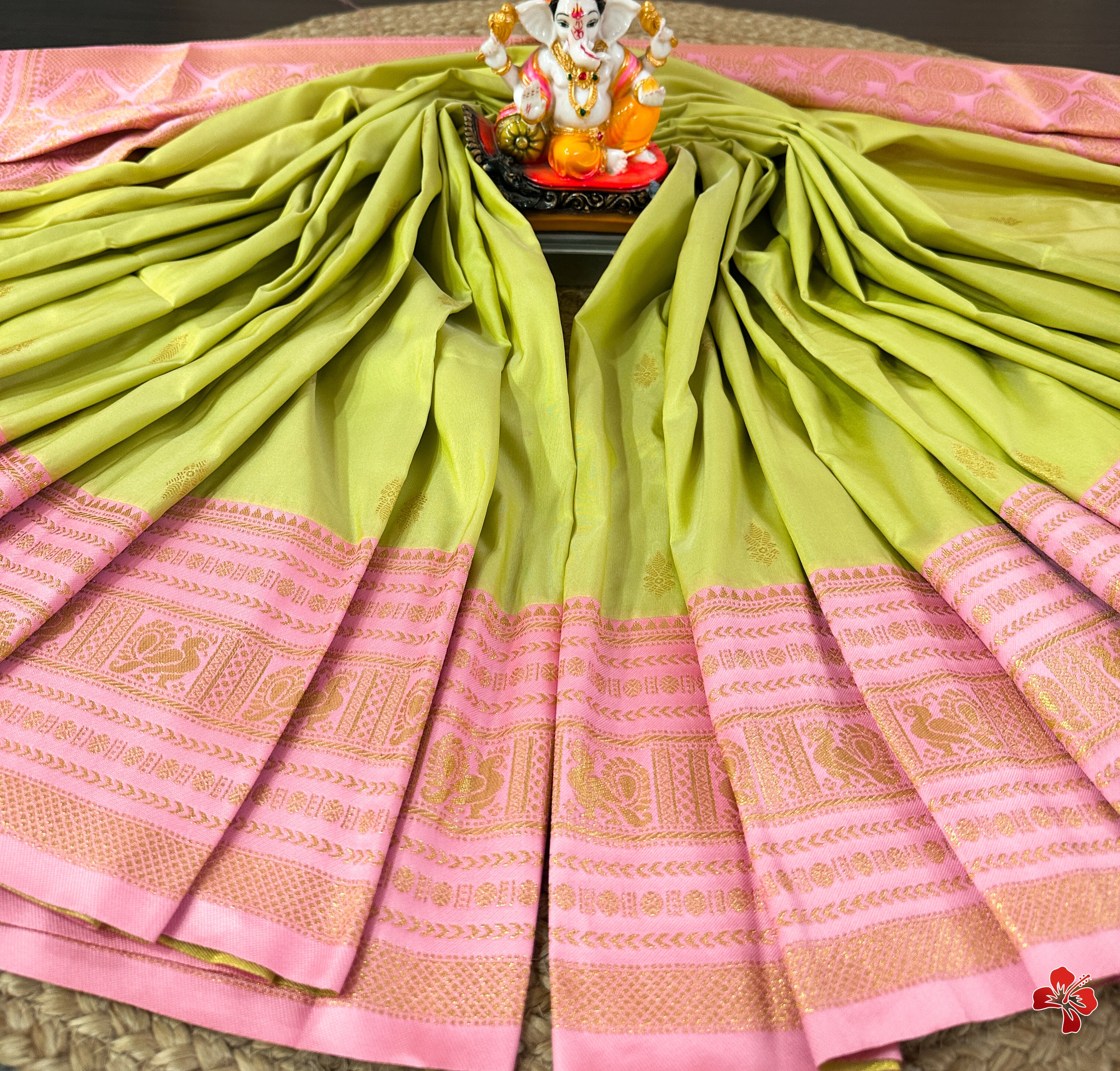 Vintage banaras soft silk sarees with weaving unstitched blouse