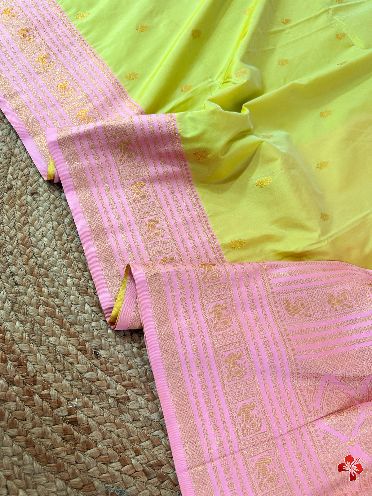 Vintage banaras soft silk sarees with weaving unstitched blouse