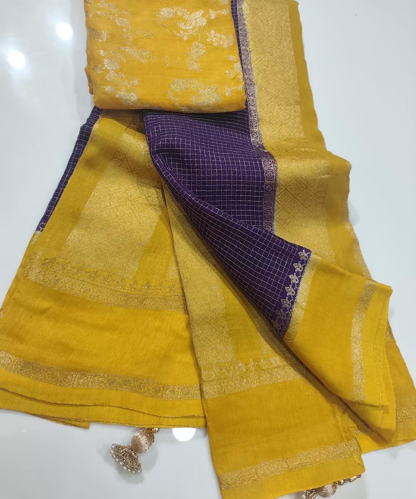 Exclusive banaras crepe silk sarees with checkered weaving gap borders and rich unstitched banaras blouse